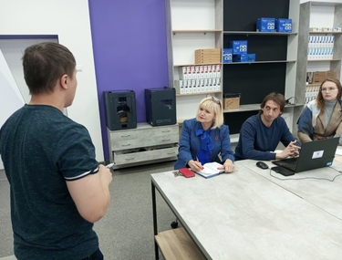 Учителя Челябинской области научились работать на 3D принтерах и лазерных станках